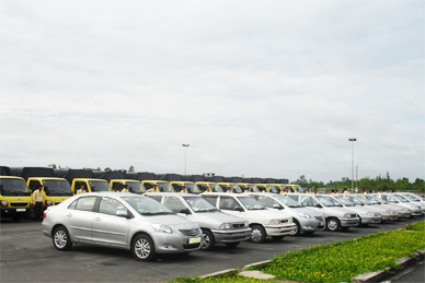 Xe tập lái và sát hạch